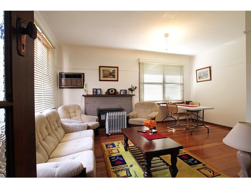 12 Merrilong Street, Ringwood East VIC 3135