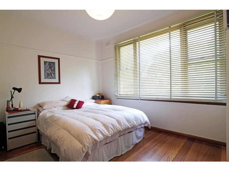 12 Merrilong Street, Ringwood East VIC 3135