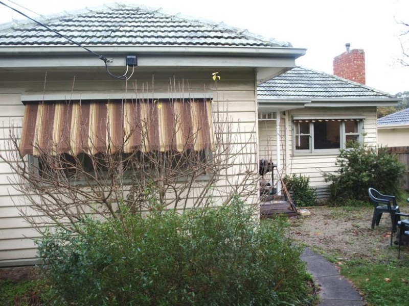 27 Oliver Street, Ringwood VIC 3134