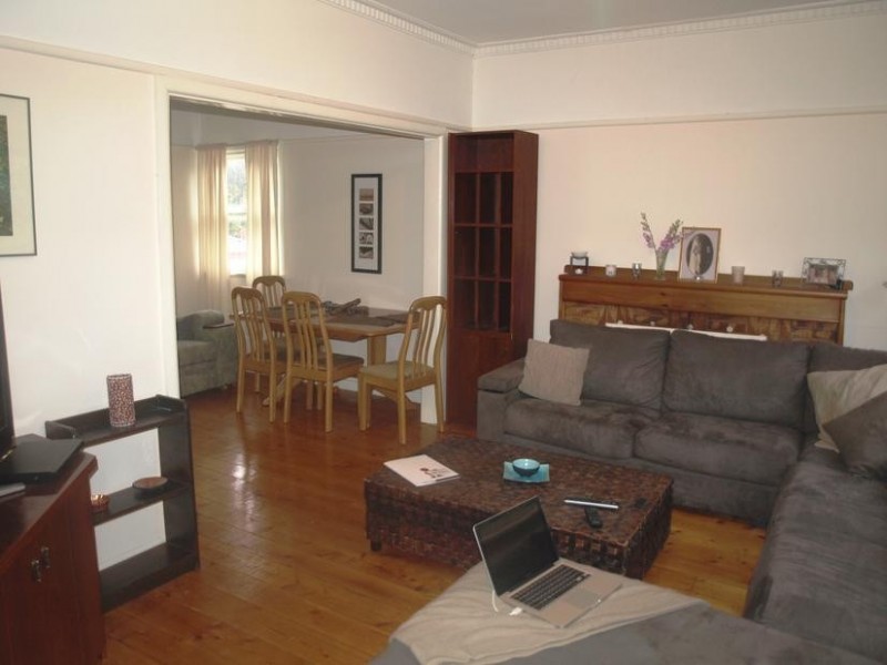 27 Oliver Street, Ringwood VIC 3134