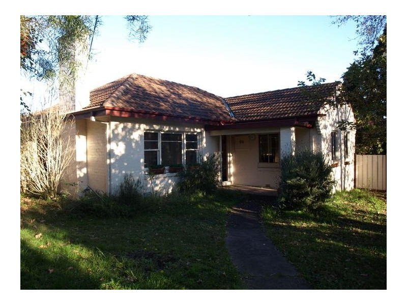 96 Warrandyte Road, Ringwood VIC 3134