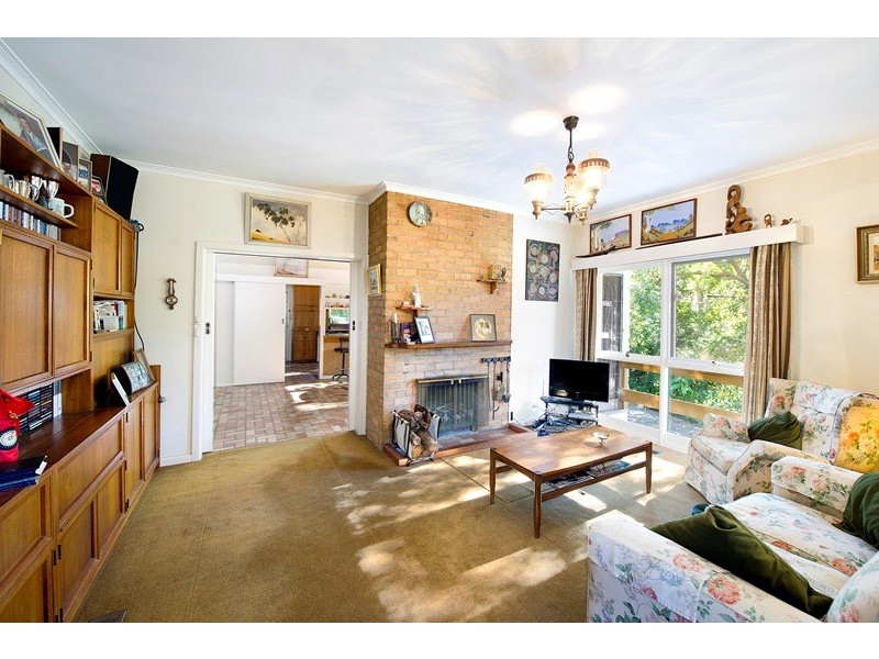 15 Rotherwood Avenue, Ringwood East VIC 3135