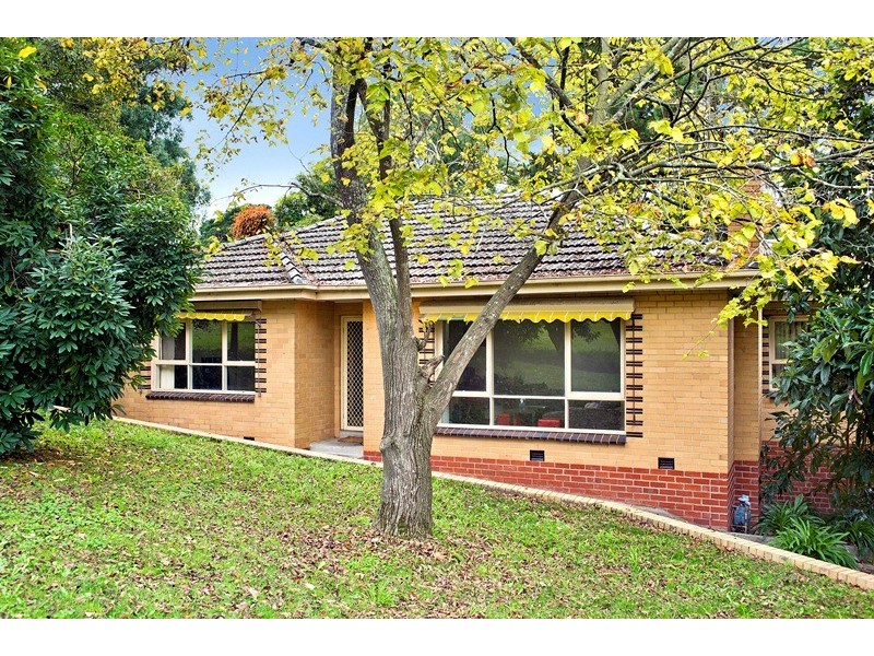 10 Timbertop Road, Ringwood North VIC 3134