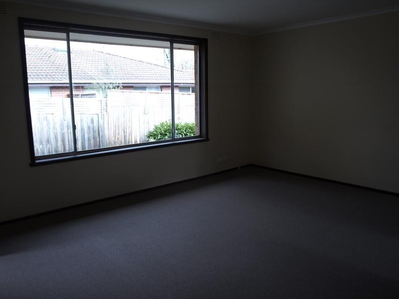 2/28 New Street, Ringwood VIC 3134