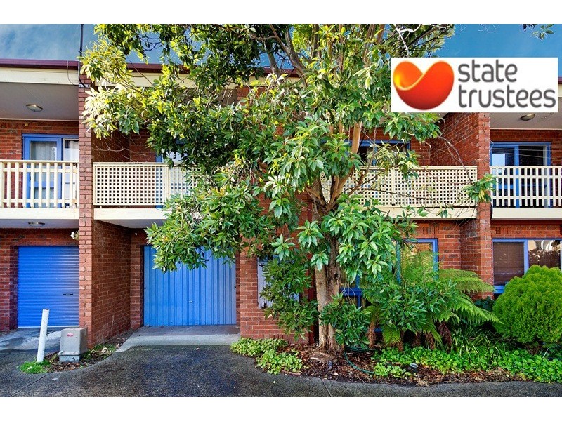 2/6 Landale Avenue, Croydon VIC 3136