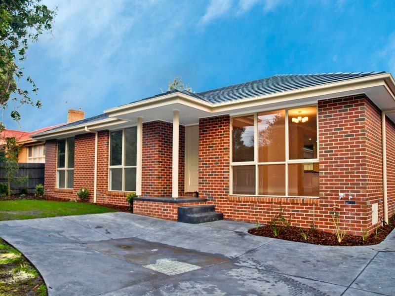 92 Eastfield Road, Croydon South VIC 3136
