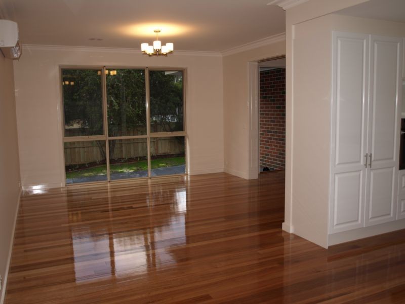 92 Eastfield Road, Croydon South VIC 3136