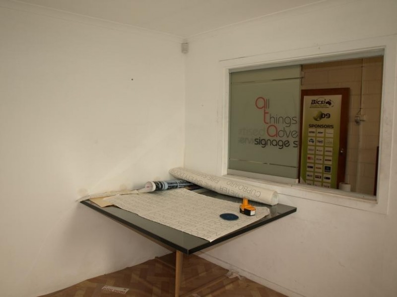 27 Palmerston Rd, Ringwood VIC 3134