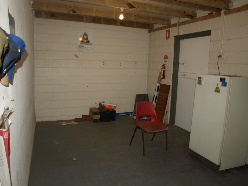 27 Palmerston Rd, Ringwood VIC 3134