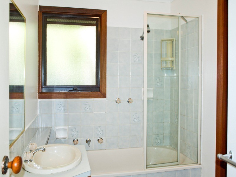 1/11 Charles Street, Ringwood East VIC 3135