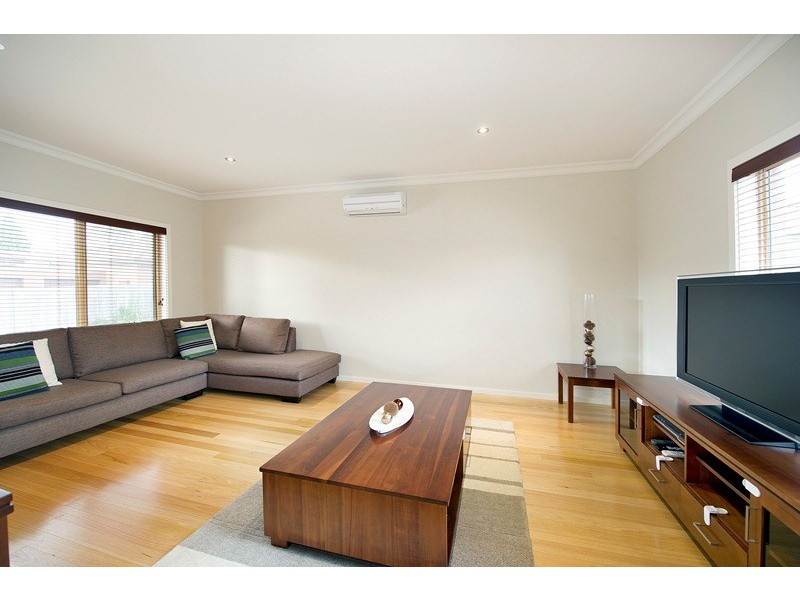 3/4 Freeman Street, Ringwood East VIC 3135