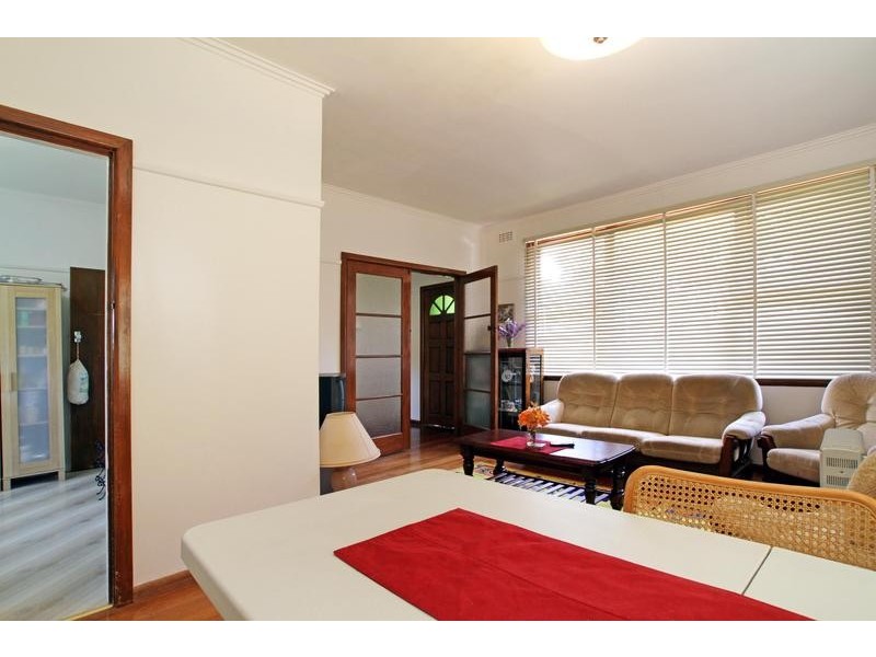 12 Merrilong Street, Ringwood East VIC 3135