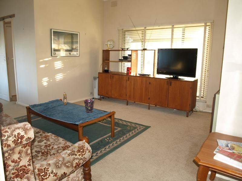 2/15 Bellevue Avenue, Ringwood VIC 3134