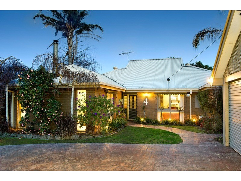 4 McCure Court, Ringwood East VIC 3135