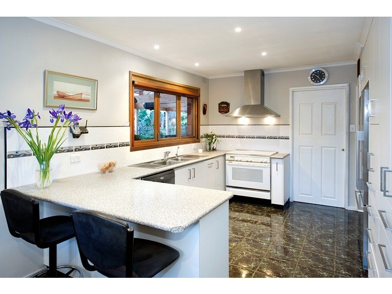 4 McCure Court, Ringwood East VIC 3135