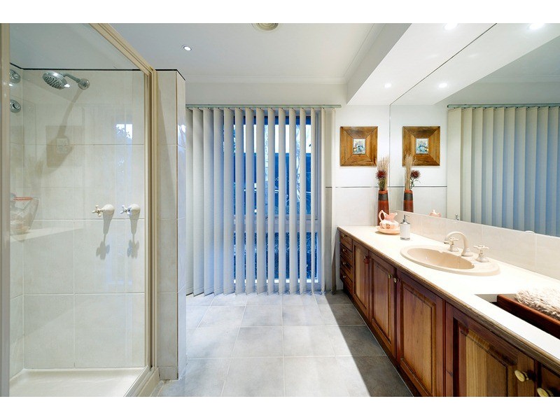 4 McCure Court, Ringwood East VIC 3135