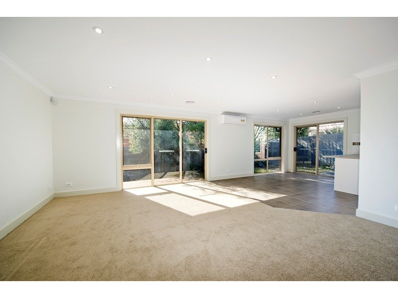 3/4 Haig Street, Croydon VIC 3136