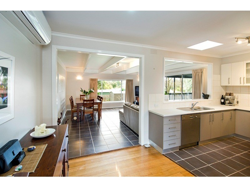 7 Paris Avenue, Croydon South VIC 3136