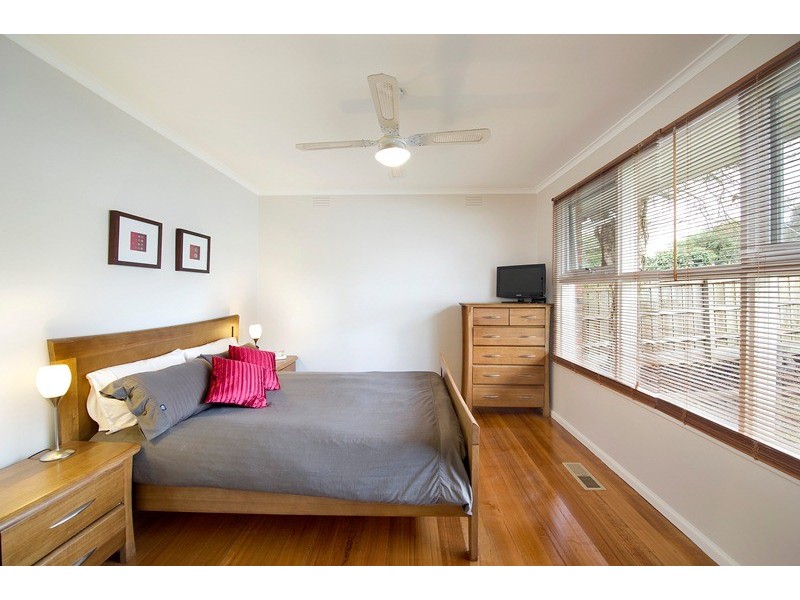 7 Paris Avenue, Croydon South VIC 3136