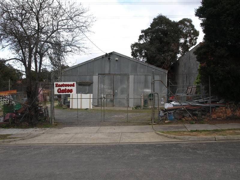 8 Newman Street, Ringwood VIC 3134