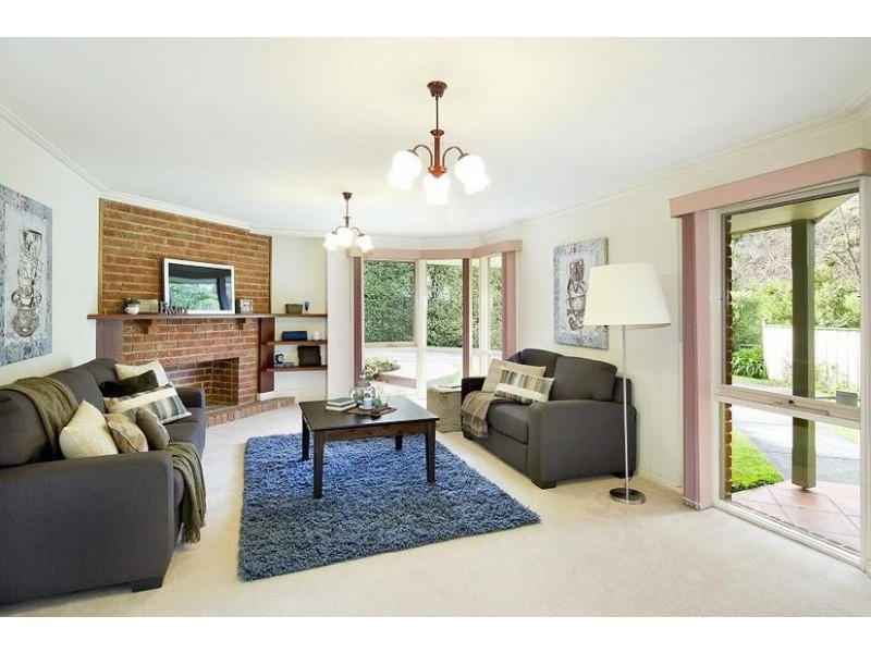 2/4 Isabel Avenue, Ringwood East VIC 3135