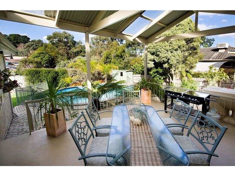 49 Andrew Crescent, Croydon South VIC 3136