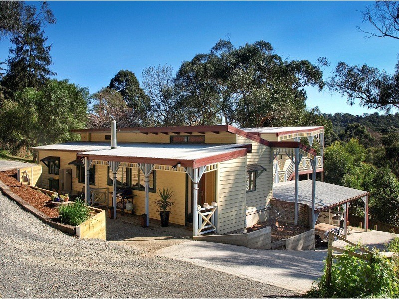 19-21 Oak Grove, Mount Evelyn VIC 3796