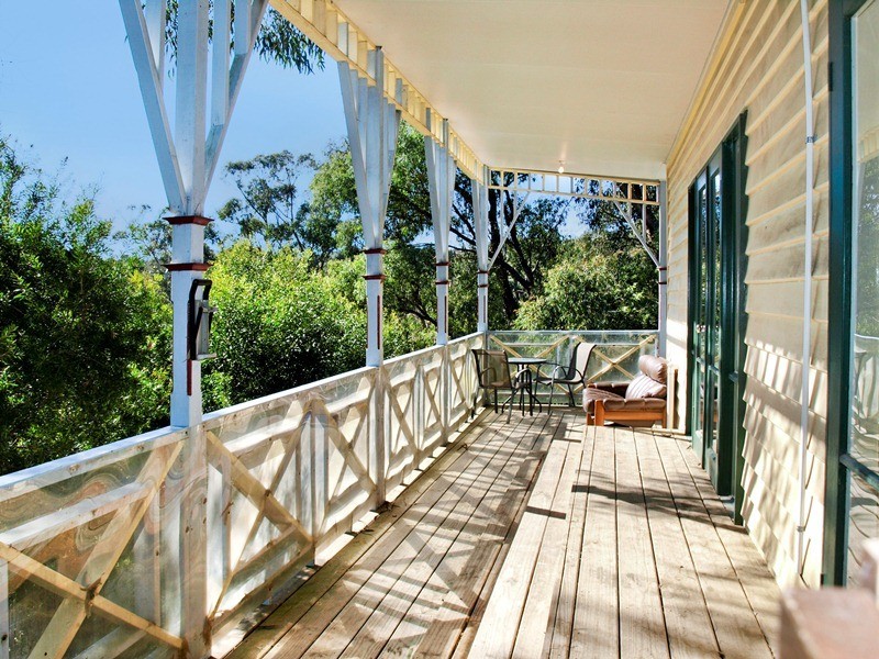 19-21 Oak Grove, Mount Evelyn VIC 3796