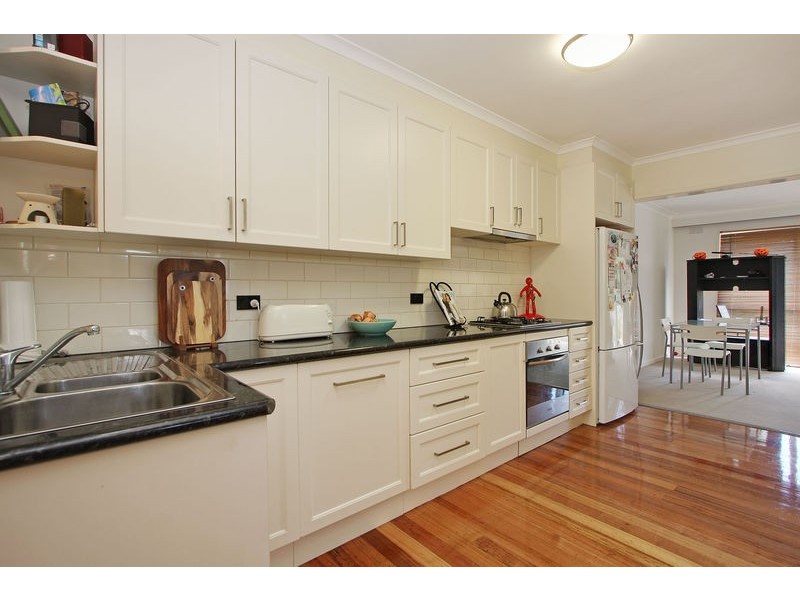 2/34 Heathmont Road, Ringwood VIC 3134