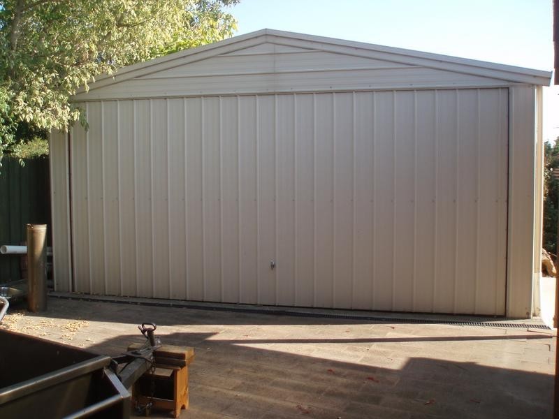 12 Garnet Close, Narre Warren North VIC 3804