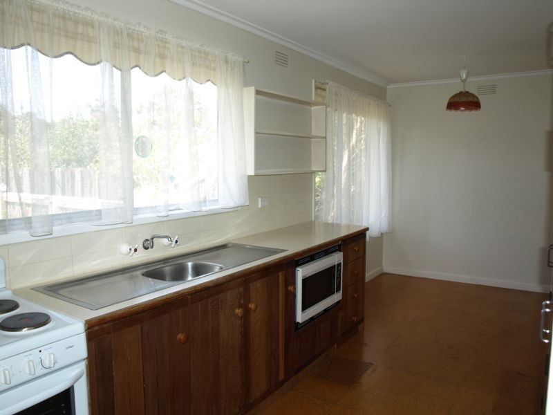 12 Tweed Street, Ringwood East VIC 3135