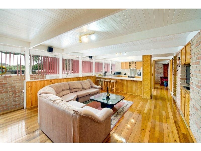 1 Manuela Terrace, Ringwood North VIC 3134