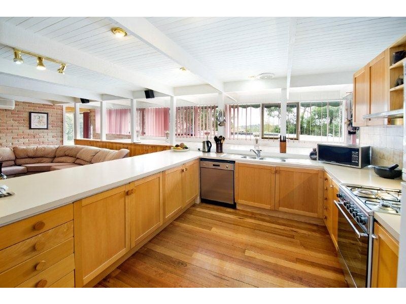 1 Manuela Terrace, Ringwood North VIC 3134