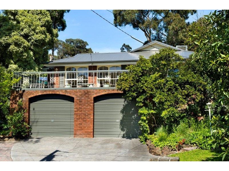 40 Burlock Avenue, Ringwood North VIC 3134