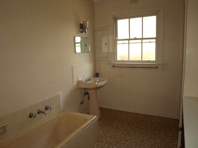 36 Mullum Mullum road, Ringwood VIC 3134