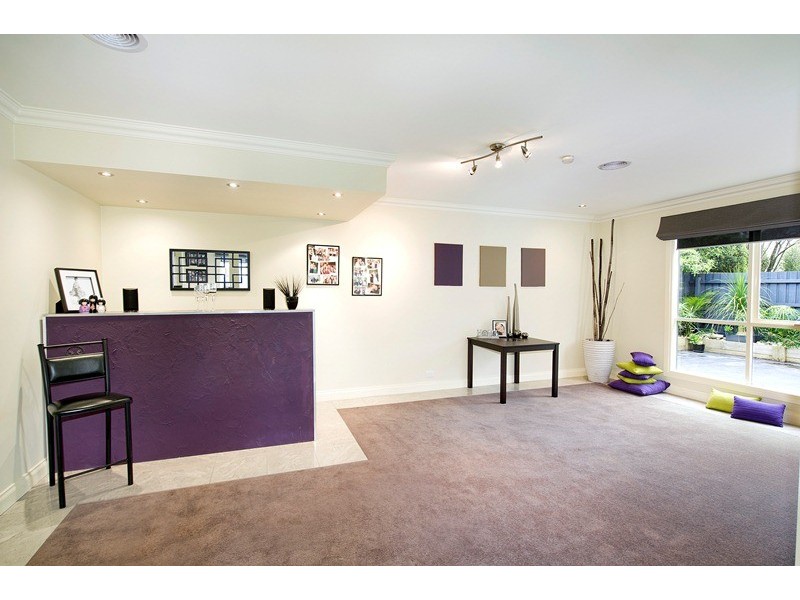 18 Bartlett Avenue, Croydon VIC 3136