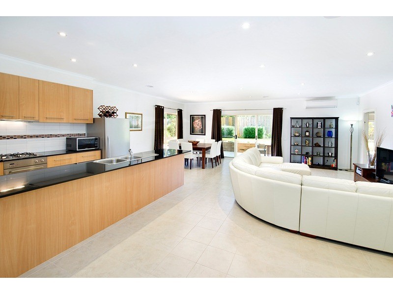 11/49 Democrat Drive, The Basin VIC 3154