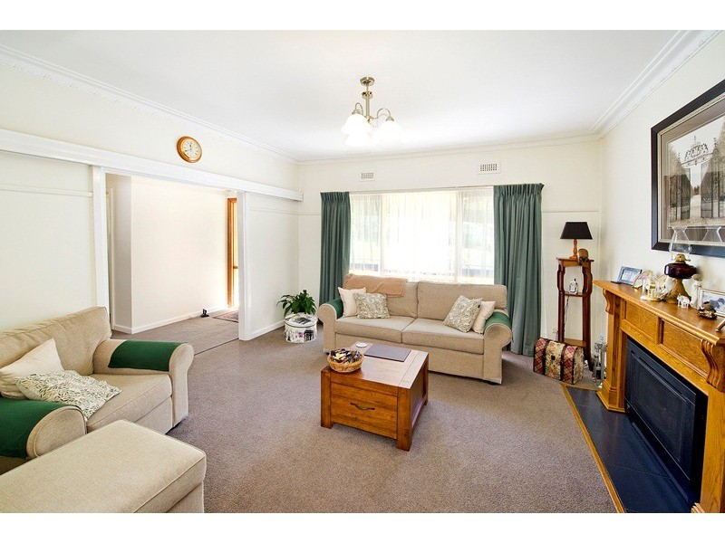 7 Wildwood Grove, Ringwood VIC 3134