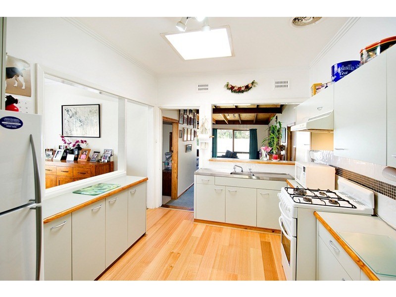 7 Wildwood Grove, Ringwood VIC 3134