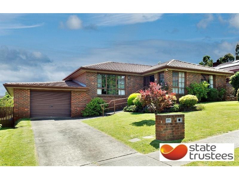 5 Ashton Avenue, Mooroolbark VIC 3138