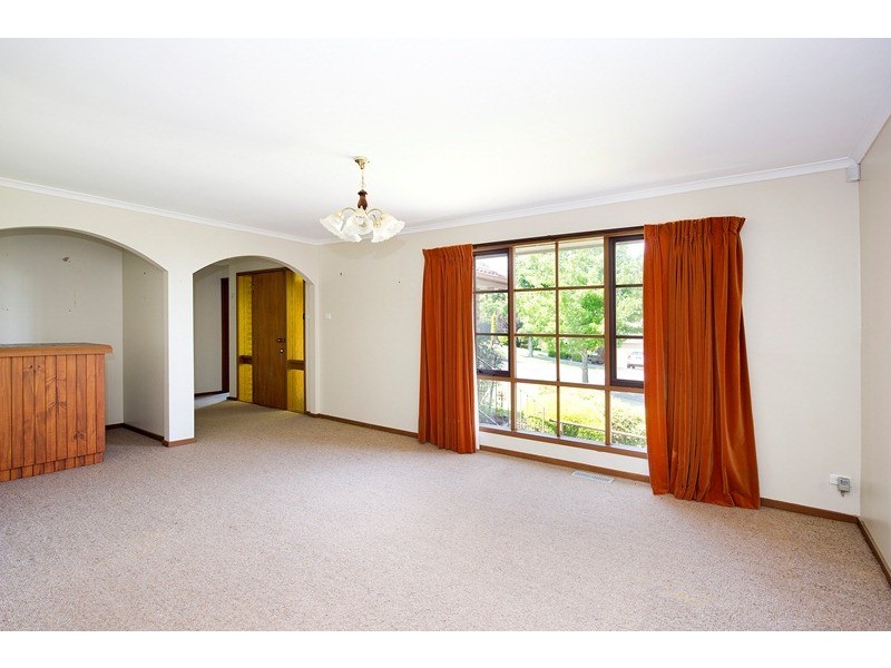 5 Ashton Avenue, Mooroolbark VIC 3138