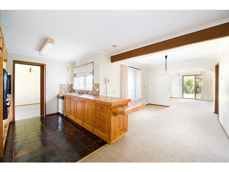 5 Ashton Avenue, Mooroolbark VIC 3138