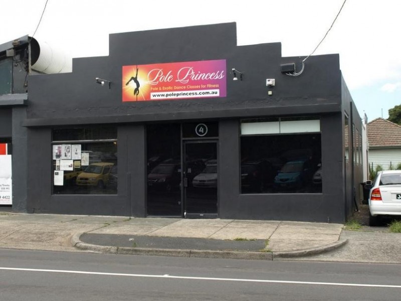 4 Station Street, Ringwood VIC 3134