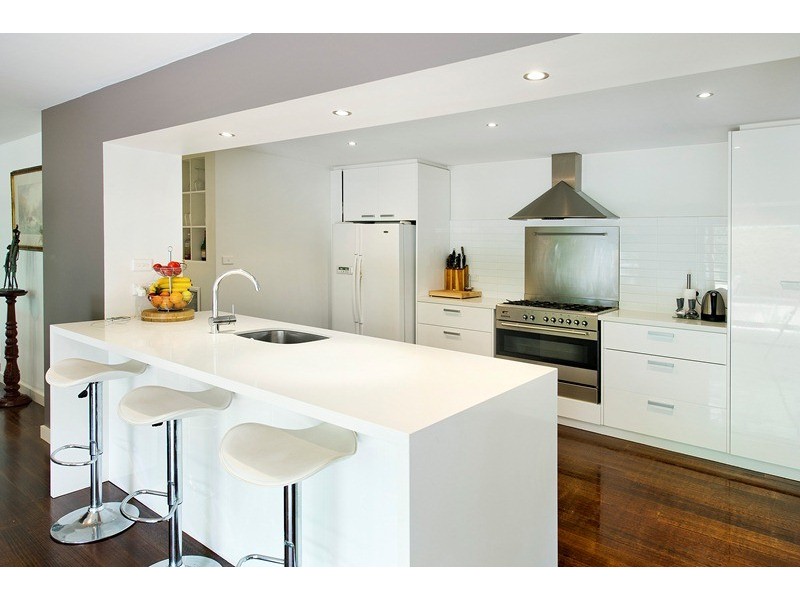 11 Unsworth Road, Ringwood North VIC 3134