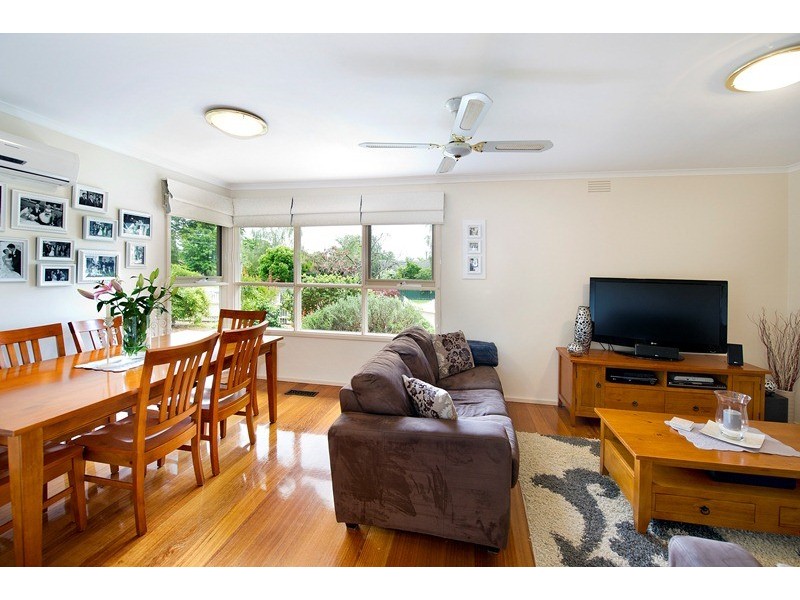 11 Anglo Court, Mooroolbark VIC 3138