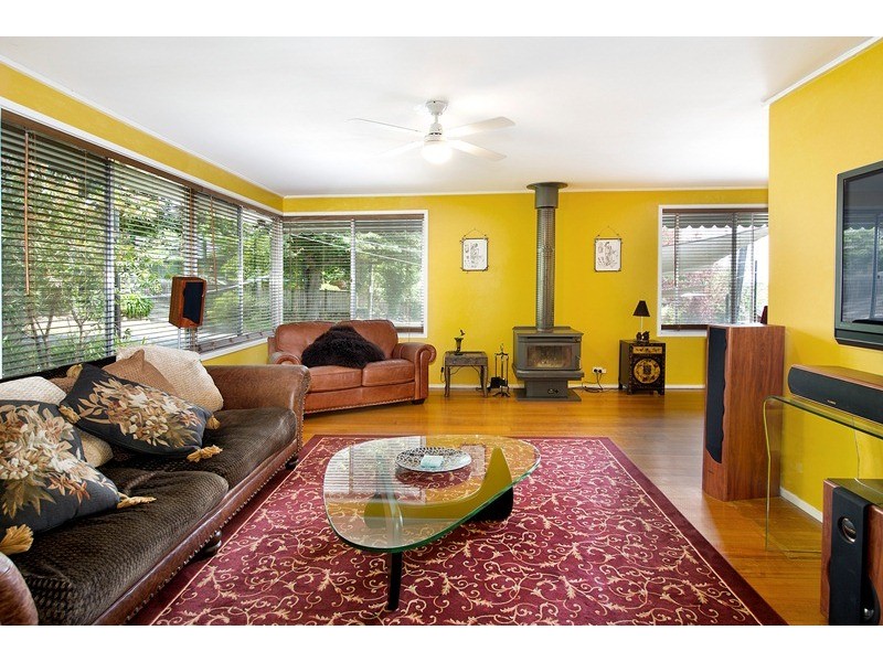 10 Lockhart Road, Ringwood North VIC 3134