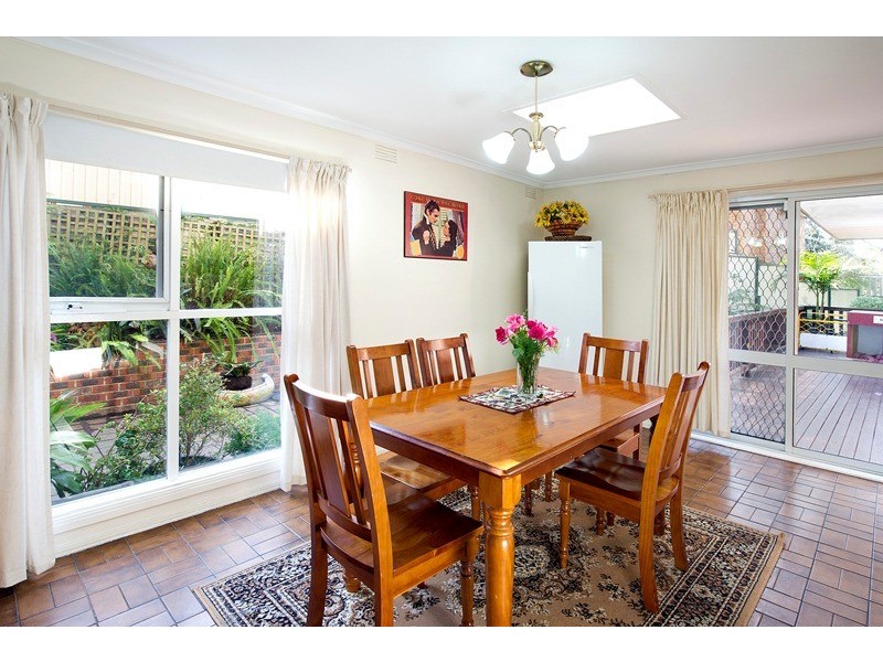 42 Oliver Street, Ringwood VIC 3134