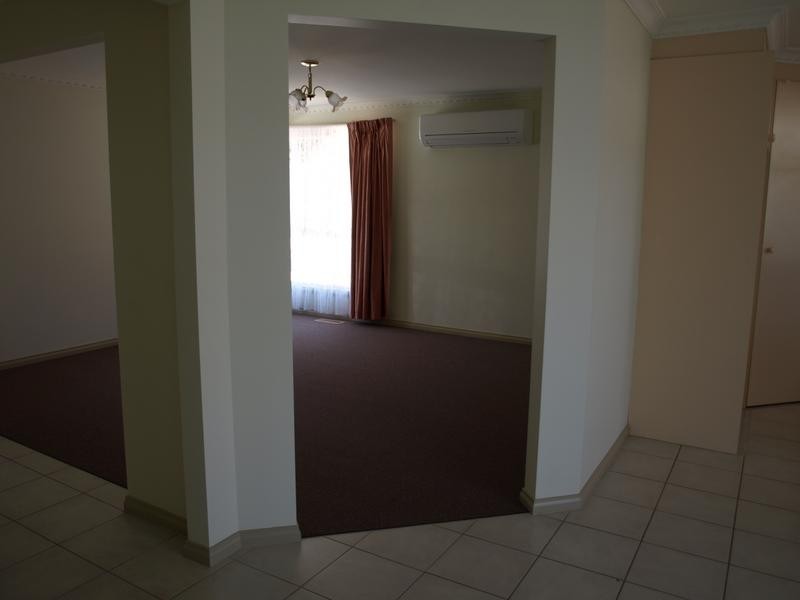 2/4 Bardia Street, Ringwood VIC 3134