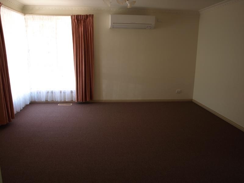 2/4 Bardia Street, Ringwood VIC 3134