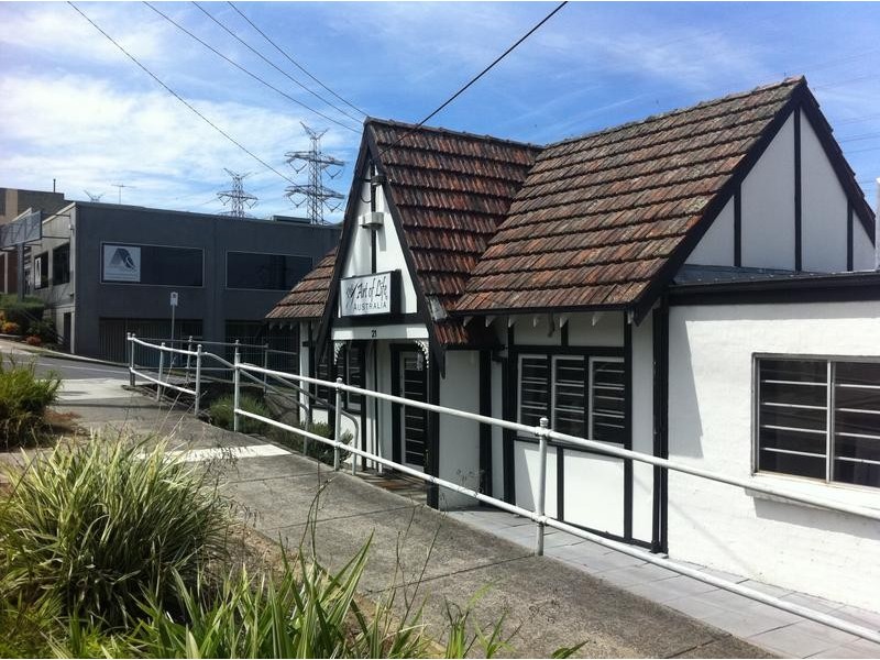 21-25 Heatherdale Rd, Ringwood VIC 3134